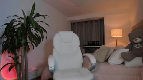 Snapshot of bellamia_ chatting on February 2025 04:14:02 AM Bella Mia online show from February 2025 04:14:02 AM