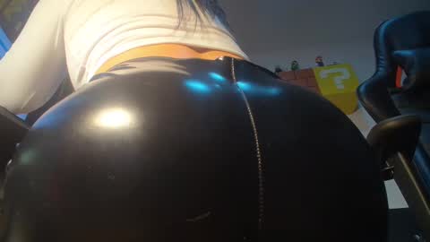 Camille  online show from January 2025 12:41:01 AM