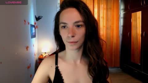 Snapshot of bellaqueen0701 chatting on October 2025 07:07:02 AM bellaqueen0701 online show from October 2025 07:07:02 AM