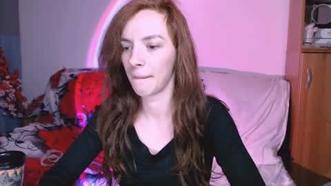 bellaqueen0701 online show from January 2026 06:22:02 PM