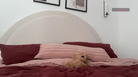 Isabella Ryder online show from March 2026 09:55:01 PM