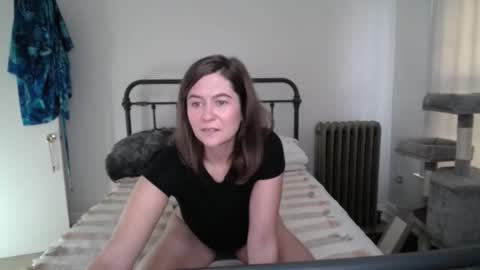 BellaStrange69 online show from November 2025 06:39:01 PM