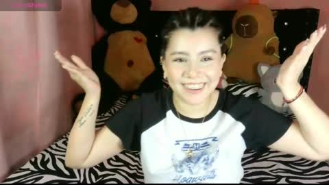 Aleja  online show from May 2026 05:32:02 PM