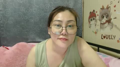 Bella online show from March 2025 11:42:02 AM