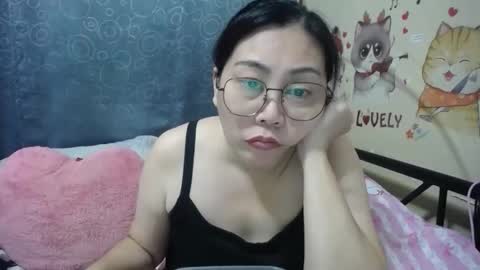 Bella online show from September 2025 11:28:02 PM