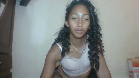 Snapshot of belle_annah chatting on May 2026 04:50:01 AM belle_annah online show from May 2026 04:50:01 AM