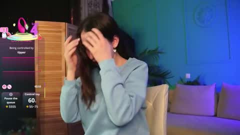 Bella online show from October 2025 03:45:01 PM