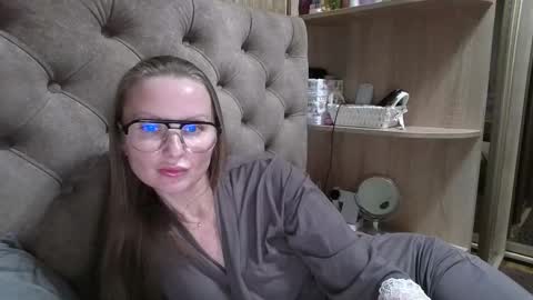 Amelia online show from September 2025 05:12:02 PM