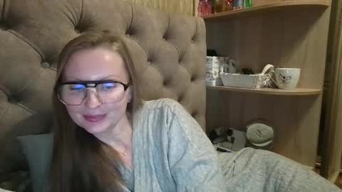 Amelia online show from October 2025 03:55:02 PM