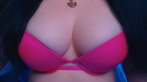 Snapshot of bellelovexx chatting on December 2024 12:16:02 PM Hello I am kind friendly and cute girl online show from December 2024 12:16:02 PM