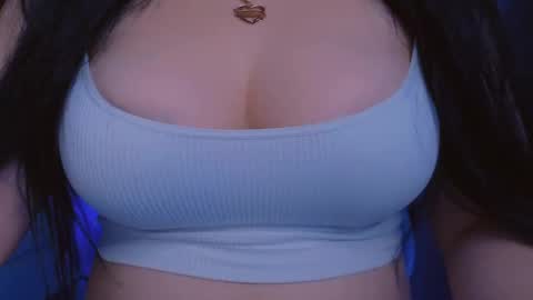 Snapshot of bellelovexx chatting on January 2025 01:59:02 PM Hello I am kind friendly and cute girl online show from January 2025 01:59:02 PM