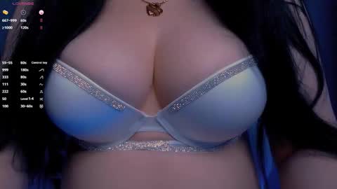 Snapshot of bellelovexx chatting on September 2025 11:54:02 PM Hello I am kind friendly and cute girl online show from September 2025 11:54:02 PM