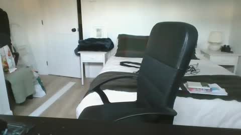 bellequeue19758 online show from April 2026 10:30:02 AM