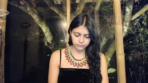 Snapshot of bellezacosmica chatting on December 2024 02:41:02 AM bellezacosmica online show from December 2024 02:41:02 AM