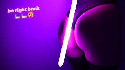 Your Annabelle Wolf  online show from April 2026 03:00:01 PM