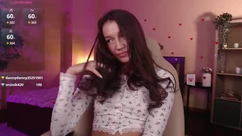 Snapshot of bellla_haddid chatting on February 2025 03:42:01 AM Bella online show from February 2025 03:42:01 AM