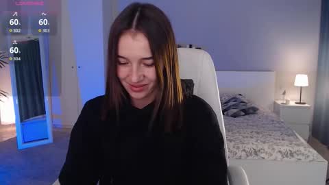 Snapshot of bellla_haddid chatting on September 2025 01:09:01 AM Bella online show from September 2025 01:09:01 AM