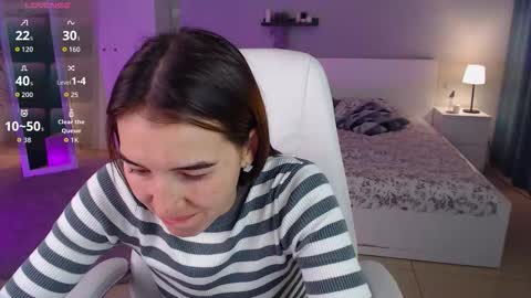 Snapshot of bellla_haddid chatting on September 2025 01:10:01 AM Bella online show from September 2025 01:10:01 AM