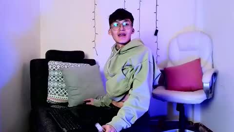 Neon online show from November 2025 11:33:01 AM