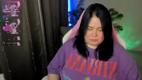 LinaBoo online show from December 2025 06:09:02 AM