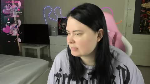 Snapshot of bellybooxo chatting on July 2026 12:14:01 PM LinaBoo online show from July 2026 12:14:01 PM