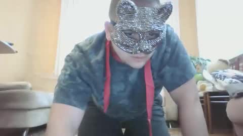 Man online show from October 2025 11:33:02 AM