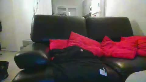 benbare13 online show from November 2025 06:30:01 PM