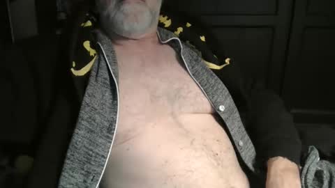 Snapshot of bendrinkin chatting on December 2024 10:08:01 AM bendrinkin online show from December 2024 10:08:01 AM