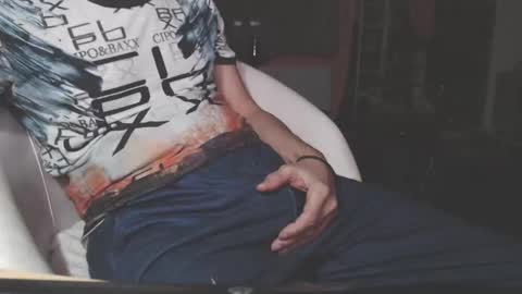 benijamin online show from February 2025 09:27:02 PM