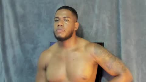Snapshot of benjaminsr chatting on June 2026 05:12:01 AM BEJAMIN online show from June 2026 05:12:01 AM