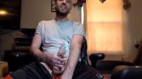 Snapshot of benjammin11311 chatting on January 2025 07:53:02 PM Benjammin online show from January 2025 07:53:02 PM