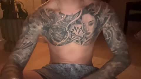 Snapshot of bennibrenttty chatting on April 2026 05:32:02 PM bennibrenttty online show from April 2026 05:32:02 PM