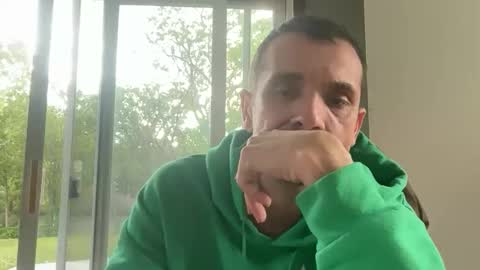 benny and innocentvixon online show from May 2026 11:53:02 PM