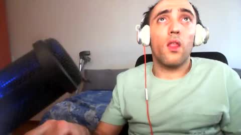 bentish online show from May 2026 03:05:01 PM