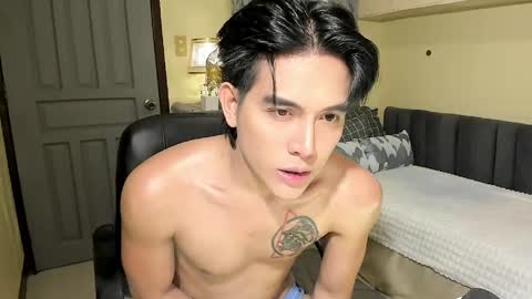 bentlyfuck online show from April 2026 04:23:01 PM