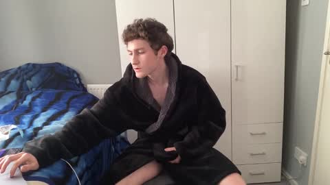 Snapshot of benwardle123 chatting on March 2025 10:59:02 AM READ MY BIO ---  --- READ MY BIO online show from March 2025 10:59:02 AM