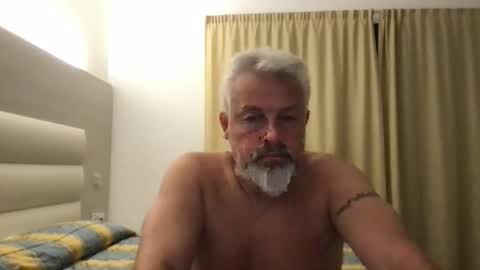 Martin online show from April 2026 09:04:02 PM