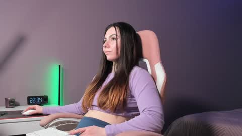 BeriesNiks online show from December 2024 03:33:02 PM