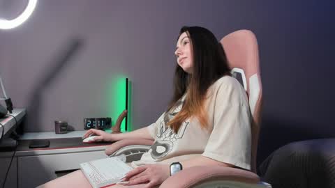 BeriesNiks online show from December 2024 02:10:01 PM