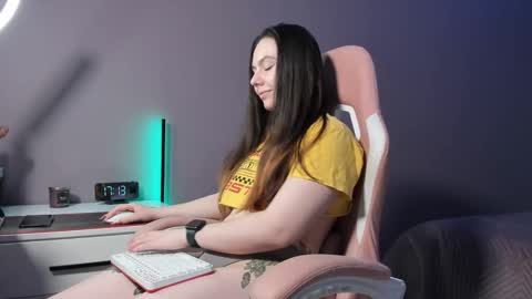 BeriesNiks online show from February 2025 10:11:02 AM