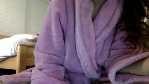 Snapshot of bermudatriangle12 chatting on March 2025 01:21:02 AM tixxie online show from March 2025 01:21:02 AM