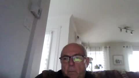 bernard1102 online show from October 2025 06:42:02 PM