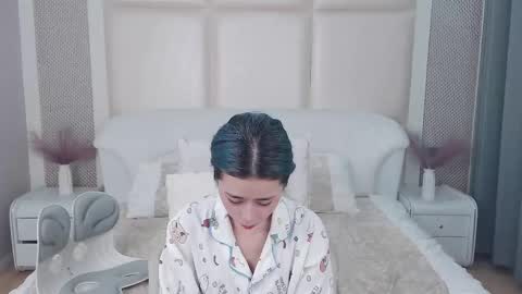 berniceafra online show from September 2025 02:22:02 AM