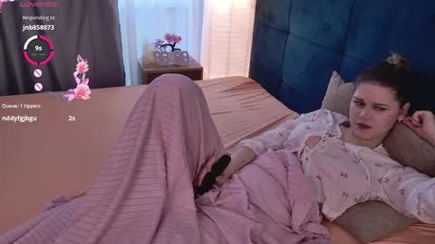 Snapshot of berrybitte chatting on April 2026 06:18:02 AM berrybitte online show from April 2026 06:18:02 AM