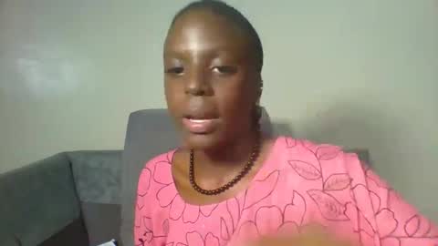 Juicey online show from October 2025 09:00:02 AM