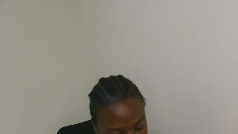 Juicey online show from March 2026 10:24:01 PM