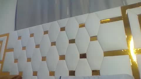 berryl online show from October 2025 07:09:02 PM