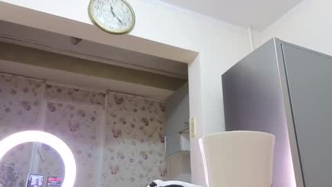 best_ass2000 online show from December 2025 09:30:01 PM