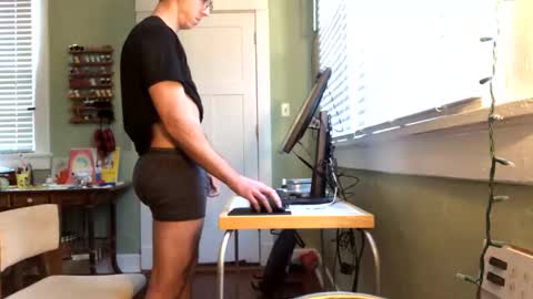 Snapshot of best_triam chatting on October 2025 08:54:02 PM best_triam online show from October 2025 08:54:02 PM