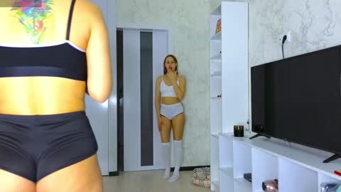 Snapshot of bestgirls2021 chatting on February 2025 03:12:01 AM Hellen and Natali online show from February 2025 03:12:01 AM